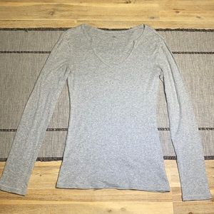 Scoop neck woman’s gap tee